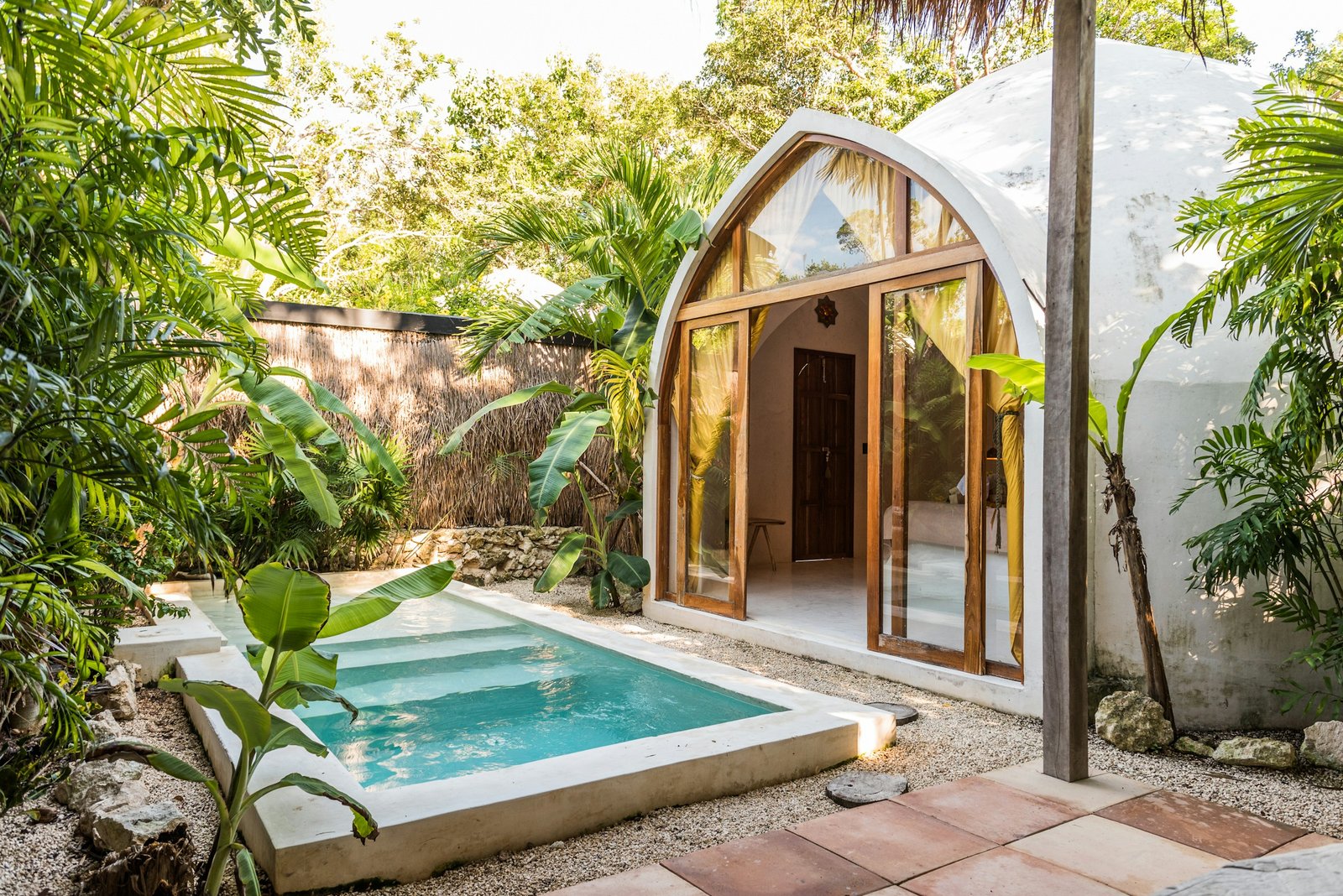 Mini-piscine bois intégrée